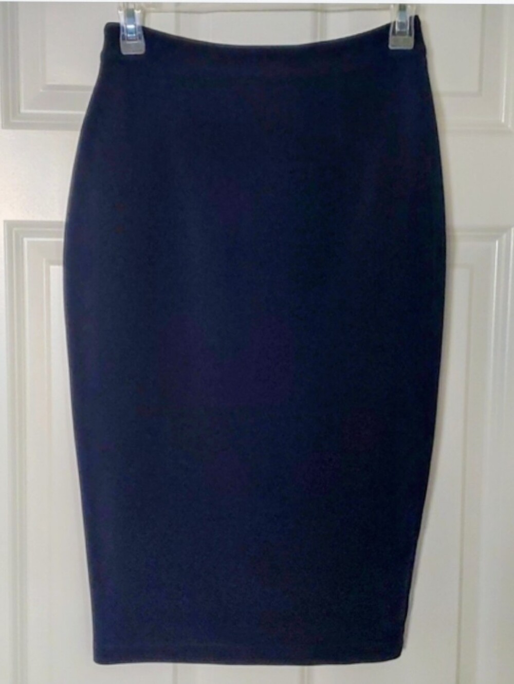 HALOGEN PENCIL SKIRT IN MIDNIGHT BLUE